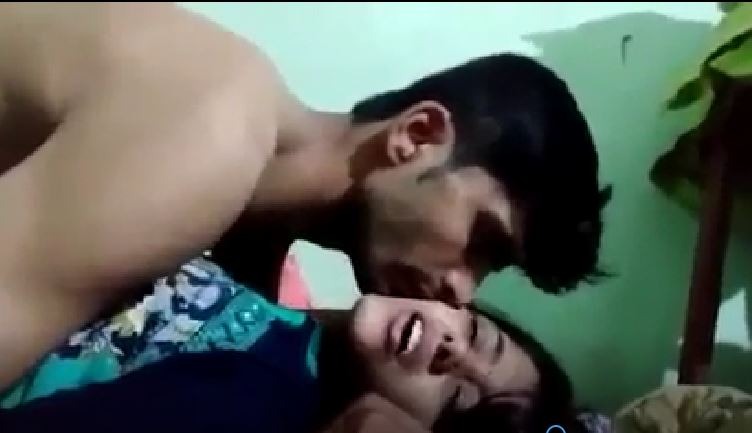 752px x 433px - College girl fucked with big Indian dick - Desi Indian porn