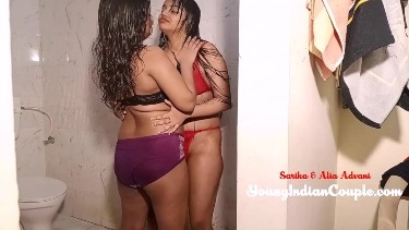 375px x 211px - Indian lesbian girls making out in bathroom - Indian xxx videos