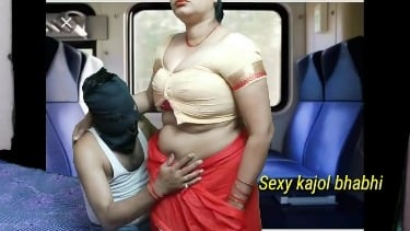 Big boobs sex Kajol bhabhi fucked in train