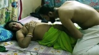 Bengali boy is fucking his hot desi bhabhi