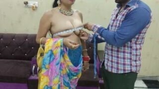 Tailor playing with big boobs of sexy bhabhi