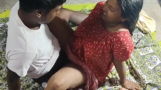 Bihari bhabhi has sex with neighbour boy