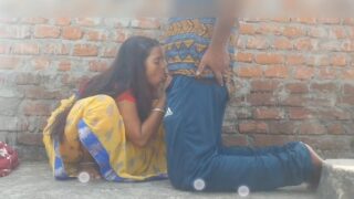 Village bhabhi outdoor sex in abandoned house